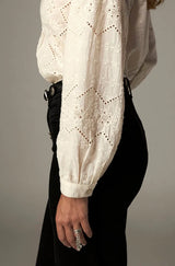 MAISON HOTEL RENATA BLOUSE IN CHANTILLY